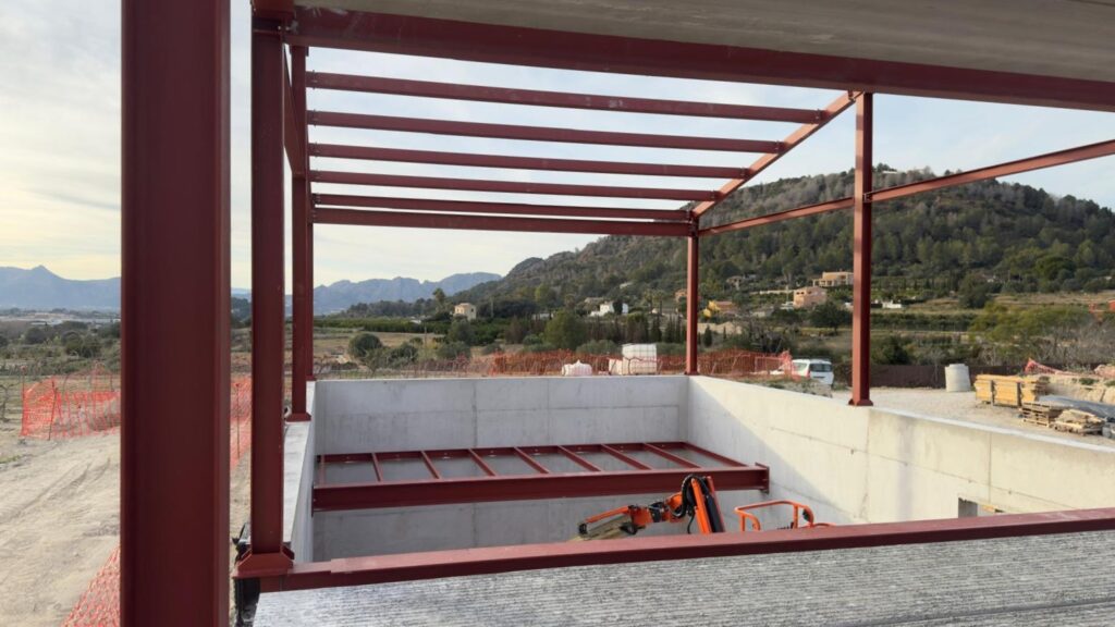 Imagen de WhatsApp 2025 07 21 a las 10.31.20 e725a752 1024x576 - Bodega en pedreguer