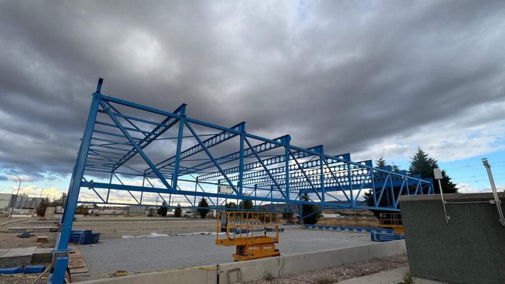 Tratamiento superficial pintura líquida pintura intumescente vigas y estructuras metalicas 1024x576 - Tratamiento superficial pintura líquida